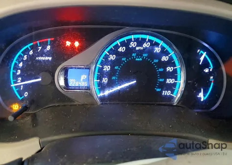 2012 Toyota Sienna Xle z USA, uszkodzony, nr VIN 5TDYK3DC1CS210577